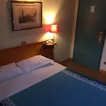 מלון Val Del Rio 3*