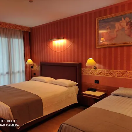 Hotel Val Del Rio 3*