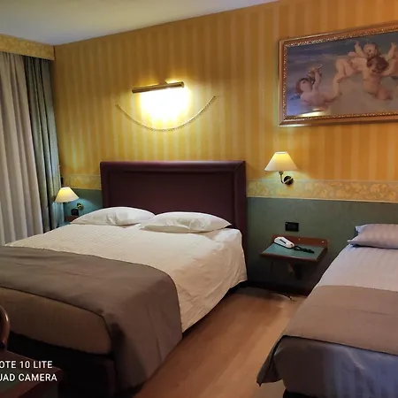 Val Del Rio ホテル