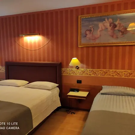 Hotel Val Del Rio 3*