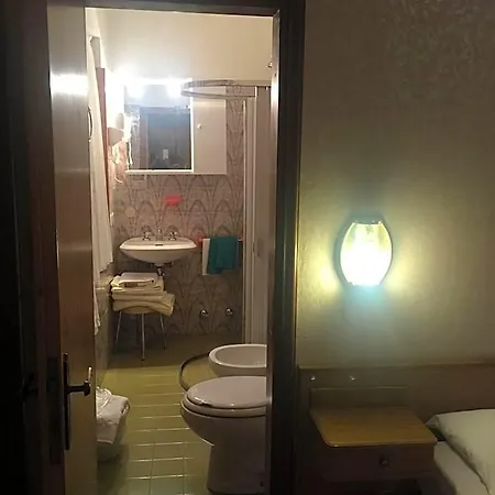 Val Del Rio Hotel